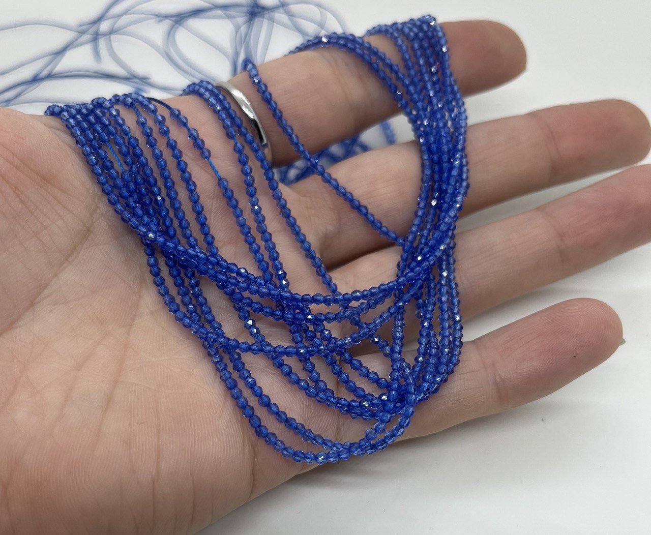 Бусины Циркон натуральный ювелирной огранки размер 2мм цвет синий