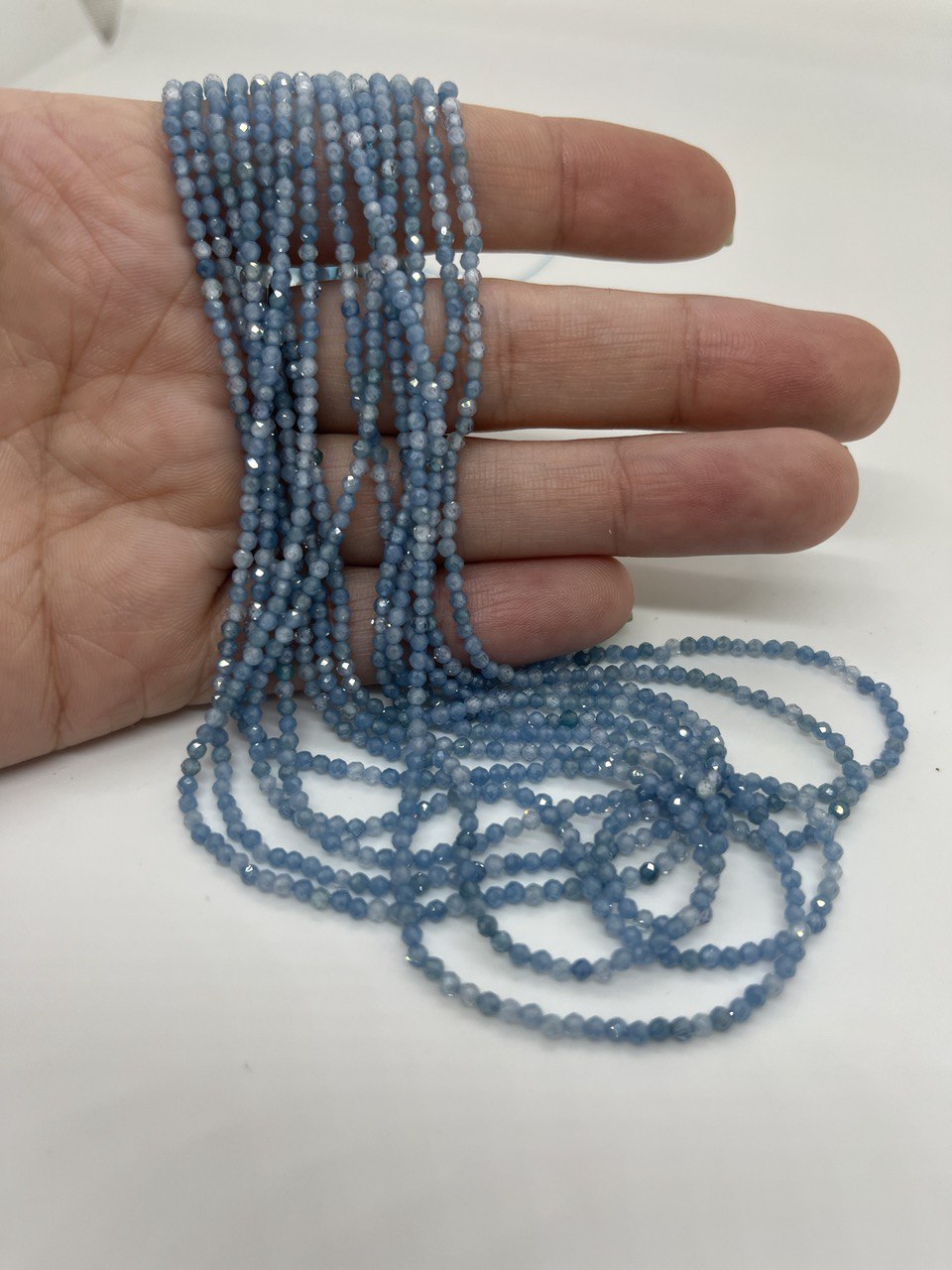 Бусины Циркон натуральный ювелирной огранки размер 2мм цвет голубой
