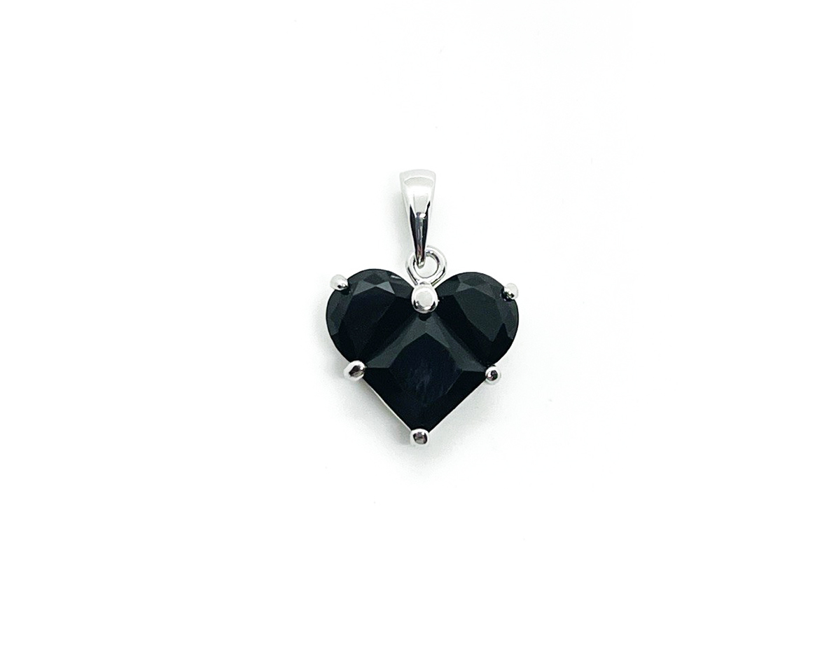 Подвеска Сердце с черными фианитами цвет серебро размер 15*14мм+5мм бейл