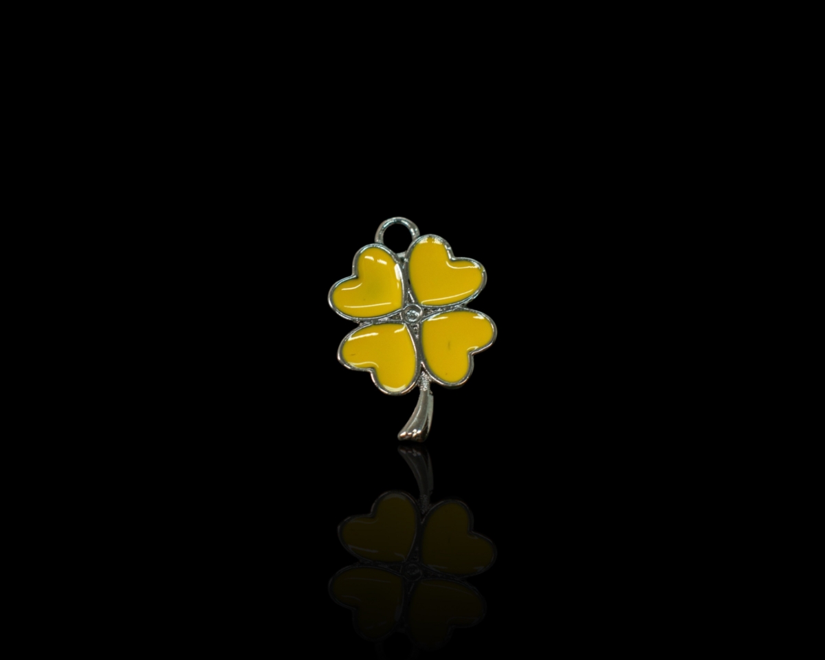 Подвеска клевер с желтой эмалью цвет серебро 17*12мм