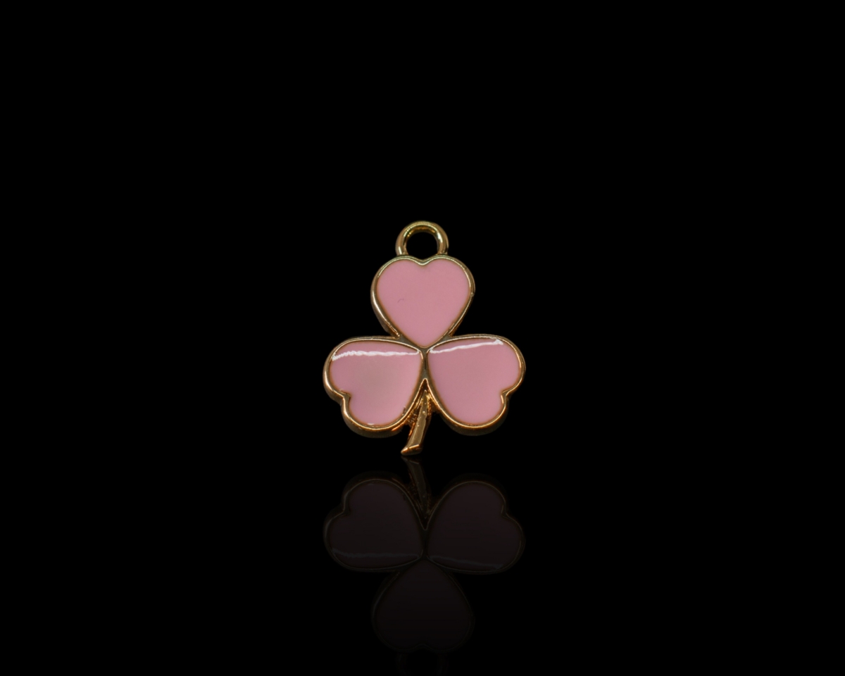 Клевер трехлистный с розовой эмалью; цвет золото, 20*17мм