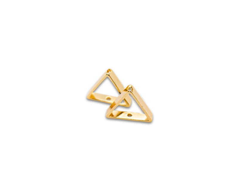 Треугольник с двумя маленькими отверстиями цвет золото 14*3мм